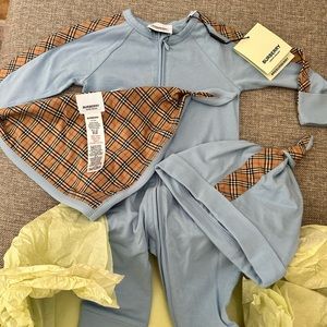 Burberry baby